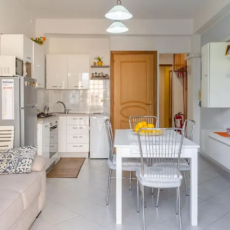 Casa Marina By Interhome Appartement