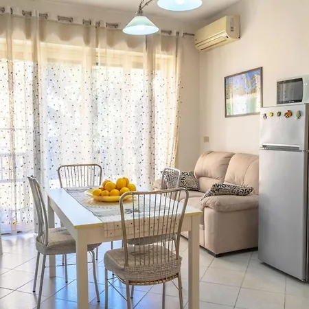 Casa Marina By Interhome Appartement Giardini-Naxos